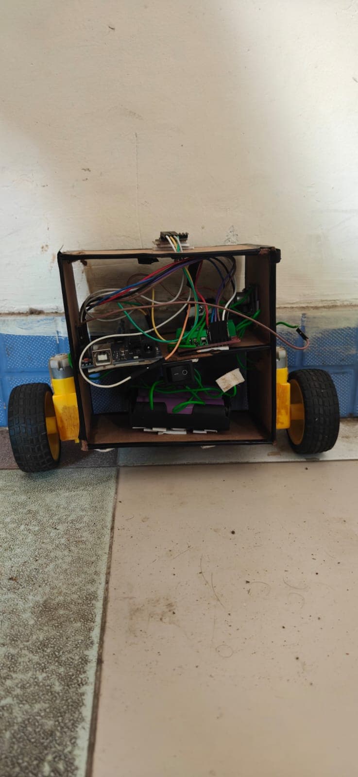 Self-Balancing Robot